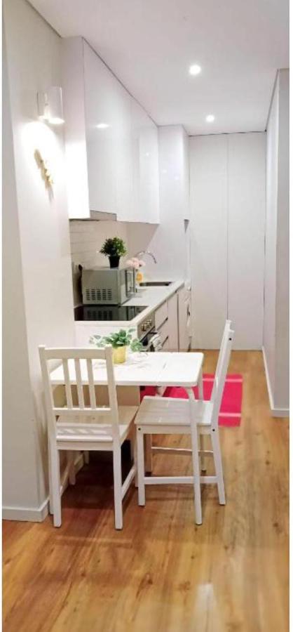 Larz Apartment Порту Экстерьер фото